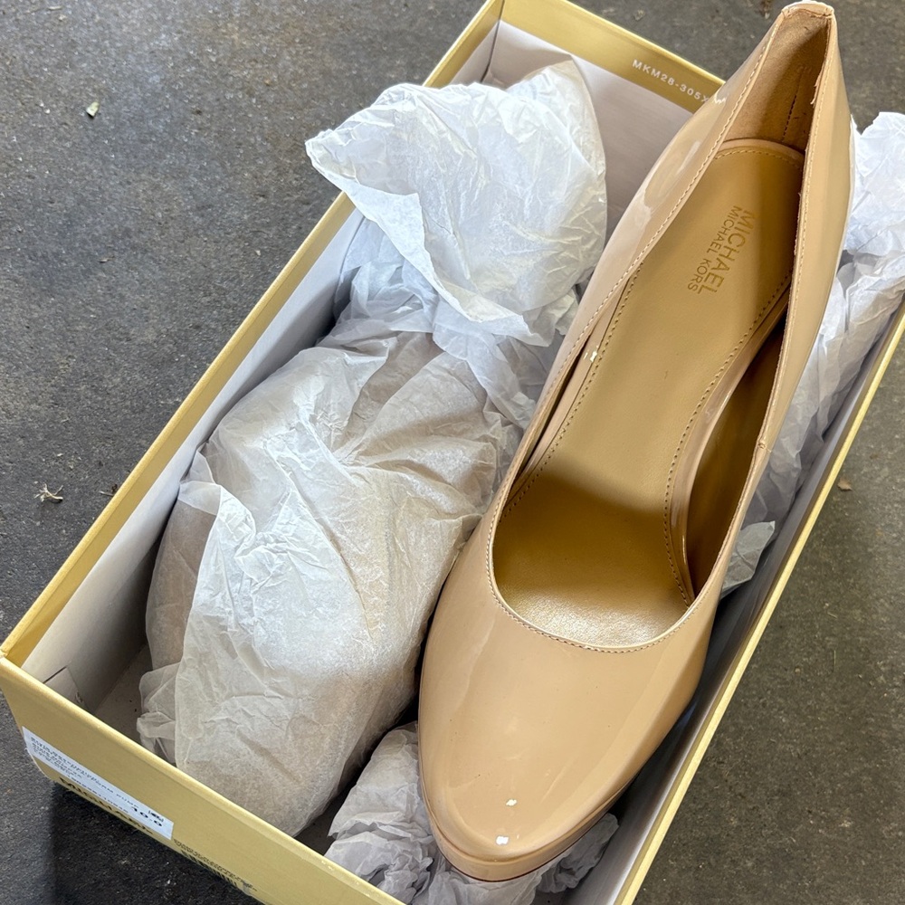 Michael Kors Women's Beige Heels